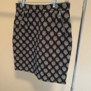 H&M skirt patterned skirt size 10